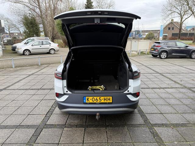 Volkswagen ID.4 First 77 kWh | Trekhaak | Warmtepomp | Camera | Navi |