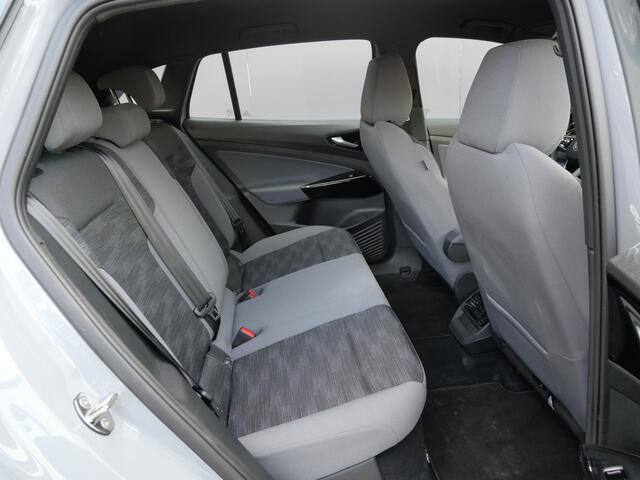 Volkswagen ID.4 Pro 77 kWh | ALL SEASON | CAMERA | ACC | CARPLAY | VOORRUIT VERW.