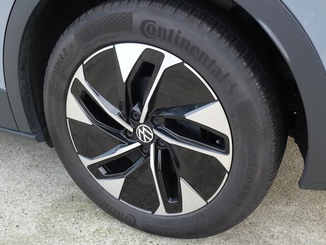 Volkswagen ID.4 Pro 77 kWh | ALL SEASON | CAMERA | ACC | CARPLAY | VOORRUIT VERW.