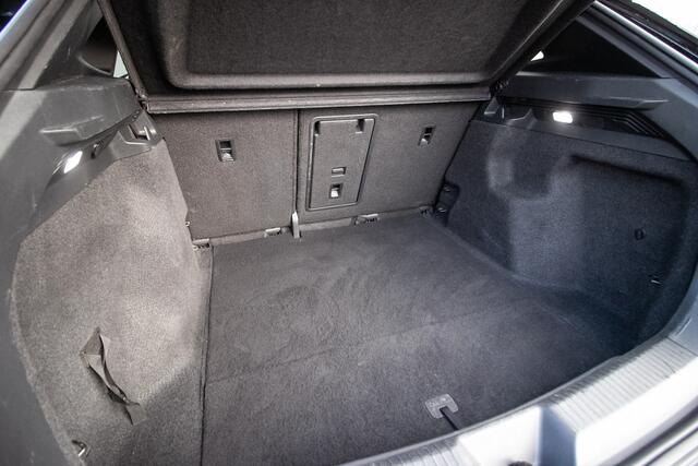 Volkswagen ID.4 First 77 kWh - Adpt. Cruise | Carplay | Camera