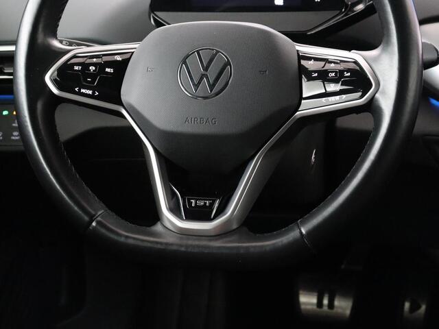 Volkswagen ID.4 First 77 kWh | Trekhaak | Stoel & stuurverwarming | Adaptive cruise | Camera | Carplay | Half leder | Navigatie | 20'' | Full LED | Keyless | Climate control | Sfeerverlichting