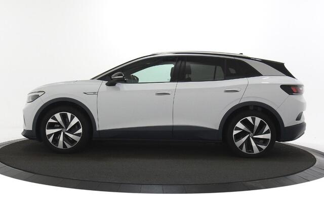Volkswagen ID.4 First 77 kWh Trekhaak / SOH 92% / Camera / Adpt Cruise / Winterpack enz