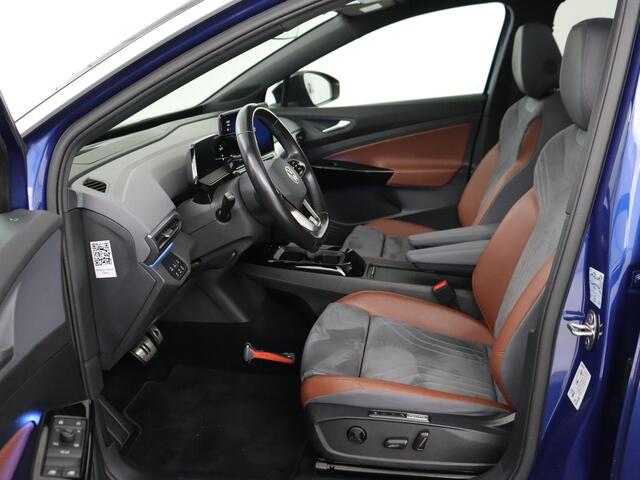 Volkswagen ID.4 Max 77 kWh | Panoramadak | Stoelverwarming | Head-Up | Warmtepomp | 360 Camera | Trekhaak | Sfeerverlichting | Half leder | Matrix LED | Carplay | Adaptive cruise | Memory | Keyless | Massage