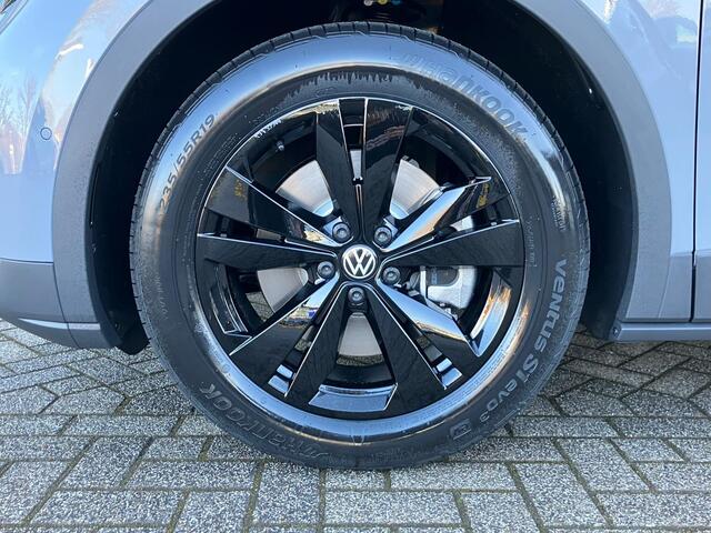 Volkswagen ID.4 Pro Limited Edition Plus 77 kWh accu 210kW/286pk | Trekhaak met wegklapbare kogel |