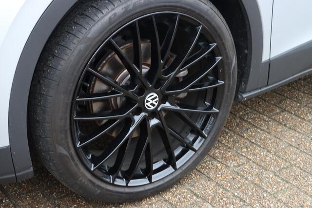 Volkswagen ID.4 Pure 52 kWh 148pk | SOH 95,6% | Carplay | Parkeersensoren