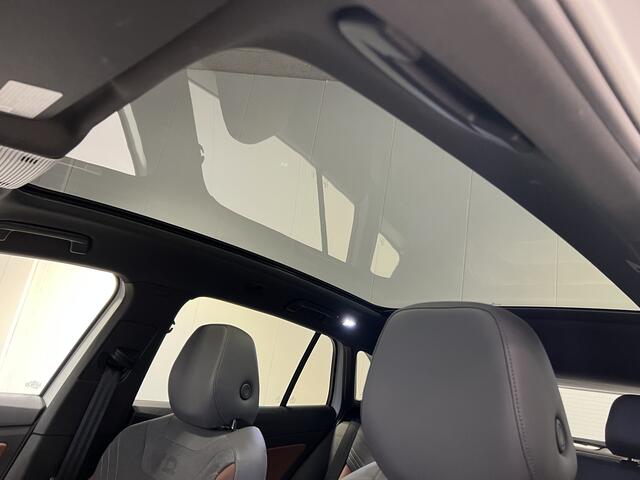 Volkswagen ID.4 Max 77 kWh | Warmtepomp | Style-pakket | IQ.Light