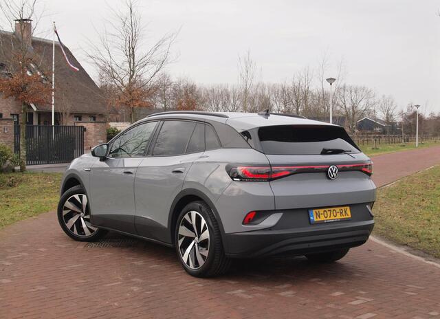 Volkswagen ID.4 Family 77 kWh | Panoramadak | Camera | Sfeerverlichting | Apple Carplay | Cruise Control |