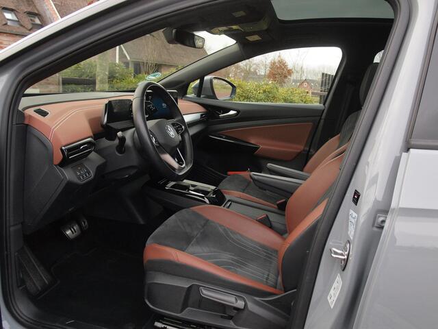 Volkswagen ID.4 Family 77 kWh | Panoramadak | Camera | Sfeerverlichting | Apple Carplay | Cruise Control |