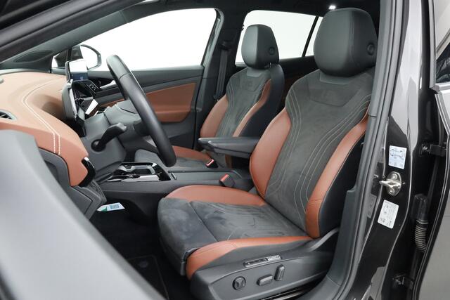 Volkswagen ID.4 Pro 77 kWh | SOH 95.5% | Pano | IQ. Light | Adapt. Cruise | Stoel- Stuurverw. | Keyless | Memory | Massage | HUD