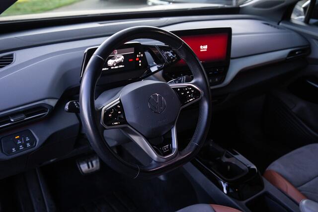 Volkswagen ID.4 First 77 kWh , Adap. cruise, Stoel/stuurverwarming, Carplay,