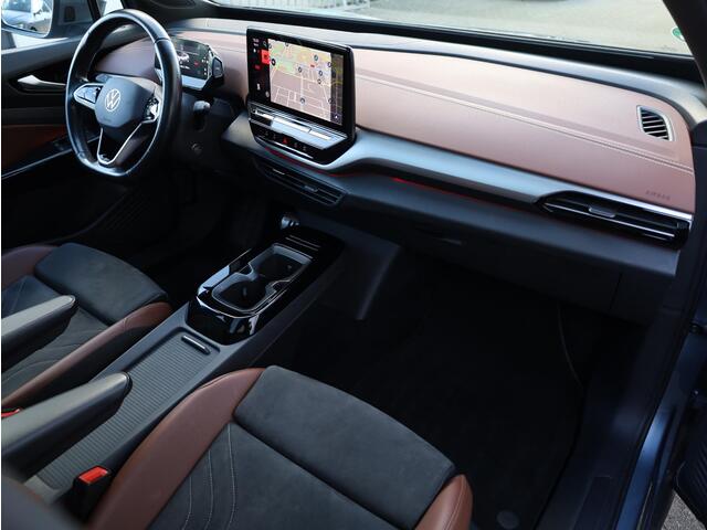 Volkswagen ID.4 Pure 52 kWh Warmtepomp | Panodak | 360° | Head-up | Memory | Keyless | IQ Light Matrix |