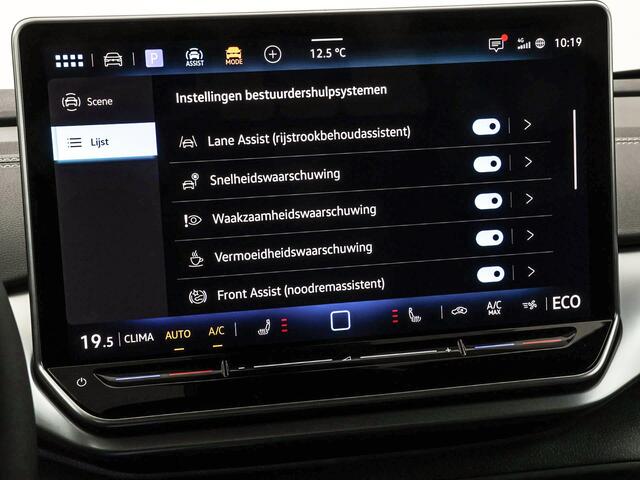 Volkswagen ID.4 Pro Limited Edition 77 kWh accu 286 PK · Achteruitrijcamera · Draadloze telefoonlader · Sfeerverlichting ·