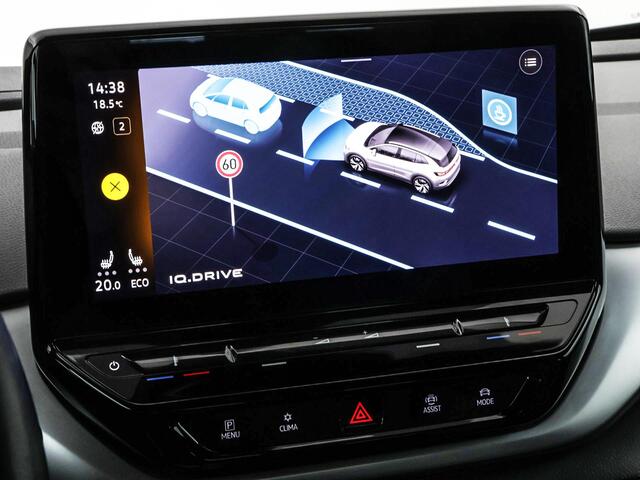 Volkswagen ID.4 Pro 77 kWh 204pk · Camera · Inklap. Trekhaak · Keyless · Stuur- & Stoelverwarming · Sfeerverlichting · Apple/Android Car Play ·