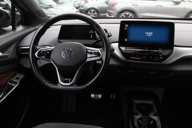 Volkswagen ID.4 Pro 77 kWh / SoH 93,3% / Trekhaak / Camera / Sfeerverlichting / CarPlay / 20'' / Keyless / Navigatie / DAB / Stuur+Stoelverwarming / ACC