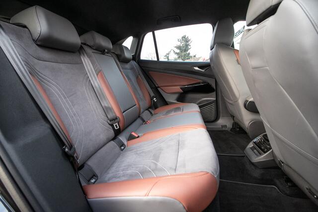 Volkswagen ID.4 First 77 kWh | SOH 92% | Camera | Carplay |