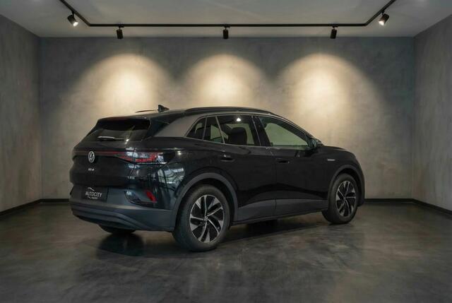 Volkswagen ID.4 Pro Performance 204PK | Leer/Alcantara | Winterpakket | Trekhaak
