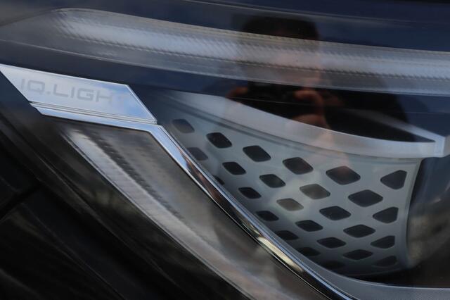 Volkswagen ID.4 Pro Performance 204PK | Leer/Alcantara | Winterpakket | Trekhaak