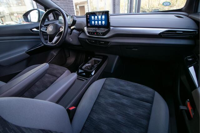 Volkswagen ID.4 Pro 77 kWh | All Season banden | 19" LMV | Carplay |