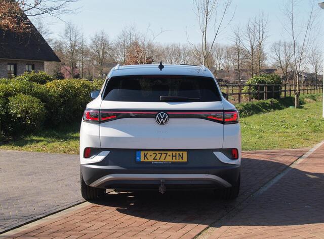 Volkswagen ID.4 Max 77 kWh | Panoramadak | Camera | Sfeerverlichting | Trekhaak | Apple Carplay |