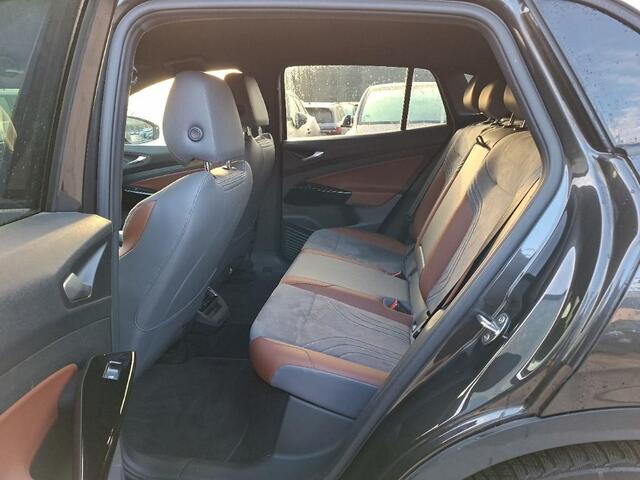 Volkswagen ID.4 First 77 kWh | Navi | Camera |