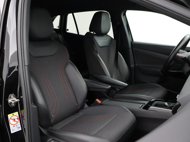 Volkswagen ID.4 GTX 4MOTION 77 kWh 300 PK + TREKHAAK | SFEERVERL. | 360 CAMERA | STUUR/STOELVERW. | ORIG. NL