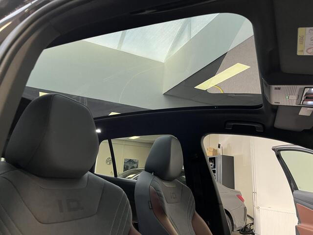 Volkswagen ID.4 First Max 77 kWh | 92% SOH | PANO | TREKHAAK | IQ-LIGHT | HEAD-UP |