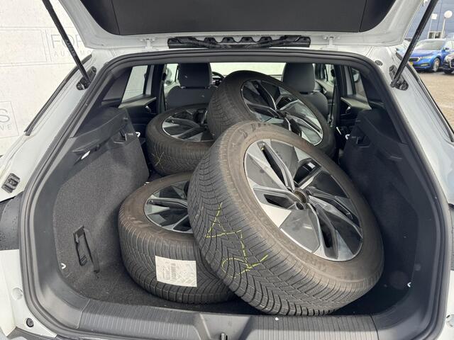 Volkswagen ID.4 Pro 77 kWh TREKHAAK | WINTERBANDENSET | CAMERA