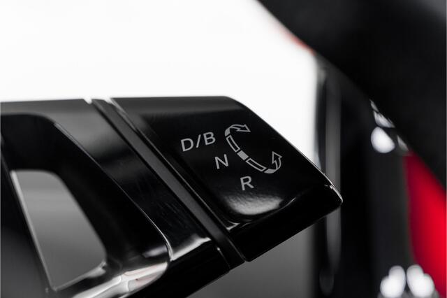 Volkswagen ID.4 First 77 kWh Trekhaak Verwarmde voorruit Camera