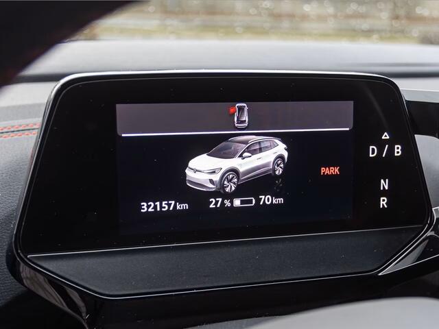 Volkswagen ID.4 GTX 4Motion 77 kWh - MATRIX, PANORAMA, TREKH, WARMTEPOMP, 3-zone AIRCO ** 1e EIG - Slechts 32.160km. ** ** INFORMEER OOK NAAR ONZE AANTREKKELIJKE FINANCIAL-LEASE TARIEVEN **