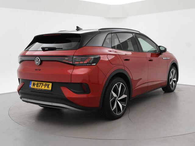 Volkswagen ID.4 GTX 4MOTION 77 kWh 300 PK + 20 INCH | PANORAMA | TREKHAAK WEGKL. | SFEERVERLICHTING | CAMERA | STUUR/STOELVERWARMING