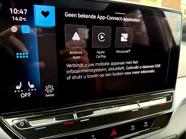 Volkswagen ID.4 Max 77 kWh SOH 92.8%, Panoramadak, Trekhaak