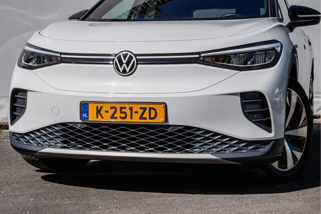 Volkswagen ID.4 First Pro 77 kWh SOH 90% Trekhaak/ Stoel-stuurverwarming/ Camera/ Navigatie/ Carplay/ Sfeerverlichting/ Full led/ 20" Lmv