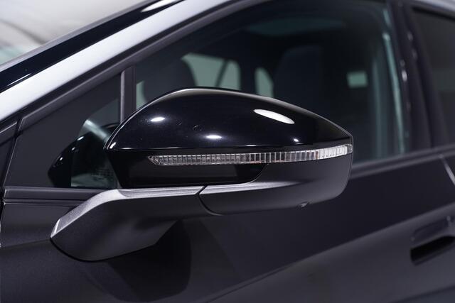 Volkswagen ID.4 First Max 77 kWh 1e Eig. NAP Panodak Leder Memory Led Matrix Camera 360 Apple Carplay Stoelverwarming 21 Inch