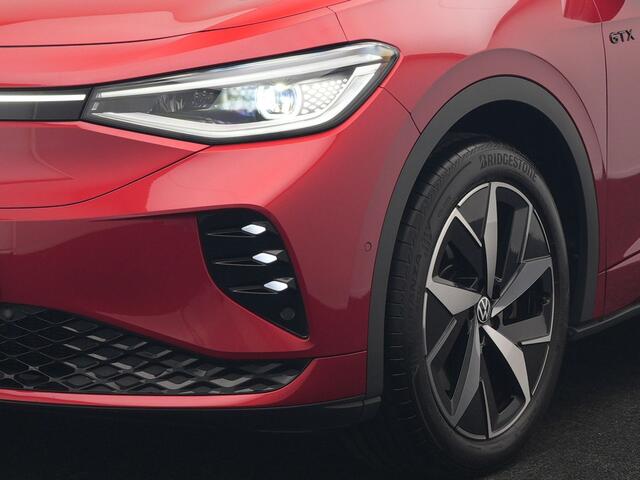 Volkswagen ID.4 GTX 4Motion 77 kWh 299pk Dealer O.H. | Adaptive Cruise | Head Up | 360 Camera | Alcantara Sportstoelen Massage & Memory | IQ Light | Sfeerverlichting | Keyless | Blis | Apple Carplay | Stuur Verwarmd | Navigatie | DAB |