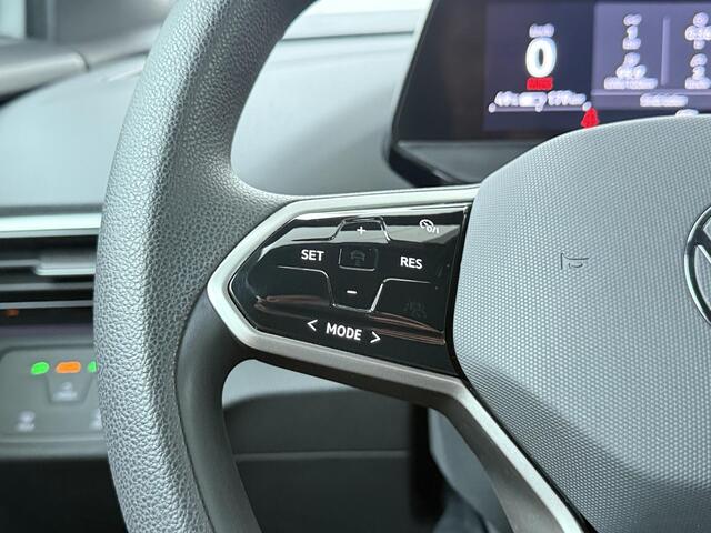 Volkswagen ID.4 Pro 77 kWh | 204 PK | SoH 92% | Trekhaak wegklapbaar | Warmtepomp | Parkeersensoren | Apple Carplay/Android Auto | 19" LM velgen |