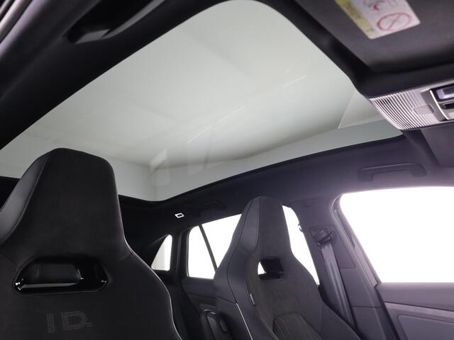 Volkswagen ID.4 Pro Limited Edition Plus 77 kWh accu 210 kW / 286 / Panoramadak / IQ-Light / Massage / Travelassist