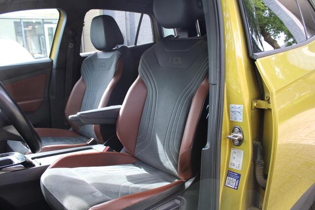 Volkswagen ID.4 Pro Performance 77 kWh | SOH 90% | Trekhaak | LED