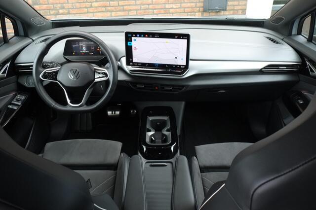 Volkswagen ID.4 Pro 210 kW | Trekhaak | El stoelen | 360 camera