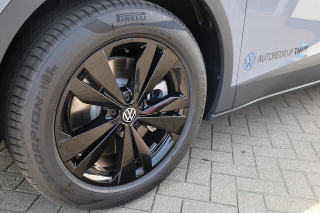 Volkswagen ID.4 Pro Limited Edition 77 kWh Black Pack leder / alcantara achteruitrijcamera navigatie stoel en stuurwiel verwarming 19" LMV keyless enntry ACC