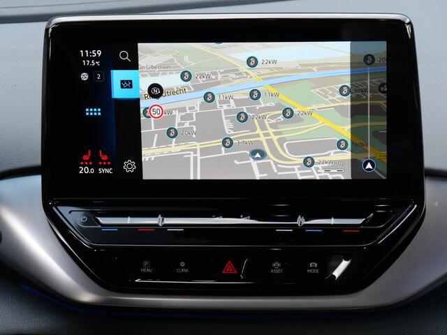 Volkswagen ID.4 77kWh 1ST/ CAMERA/ TREKHAAK/ 20INCH VELGEN/ LUXE INTERIEUR