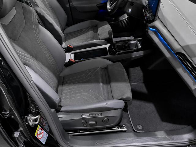 Volkswagen ID.4 Pro Business 77 kWh Warmtepomp Matrix Pano Memory Trekhaak Head-up 360 Camera ACC