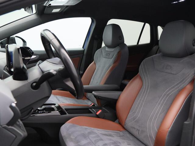 Volkswagen ID.4 First 77 kWh 204 Pk | Stoel/Stuurverwarming | Camera | Half Leer | CarPlay | Adaptive cruise | 20 Inch | 97.053 Km !!