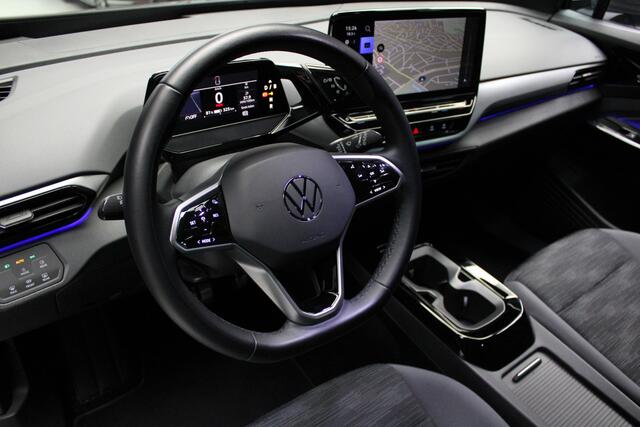 Volkswagen ID.4 Pro 77 kWh Navi ACC Camera Warmtep. Carplay PDC Stuurverwarm. 19" LM velgen Climate (3 zone) Interieur voorverwarming & koeling