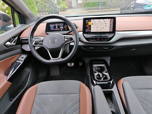 Volkswagen ID.4 Family 77 kWh | Geen import | Trekhaak | Panoramadak | SOH 90%