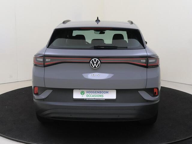 Volkswagen ID.4 Pure 52 kWh | SoH 88% | Navigatie | Parkeersensoren | Adaptieve cruise control | CarPlay | Sfeerverlichting | Voorklimatisering |
