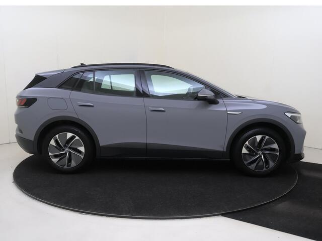 Volkswagen ID.4 Pure 52 kWh | SoH 88% | Navigatie | Parkeersensoren | Adaptieve cruise control | CarPlay | Sfeerverlichting | Voorklimatisering |