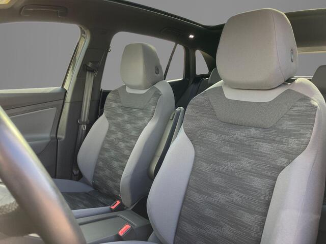 Volkswagen ID.4 Pure 52 kWh 125kW/170PK · Panoramadak · Apple/Android Car Play · Navigatie · Stoelverwarming · Camera ·