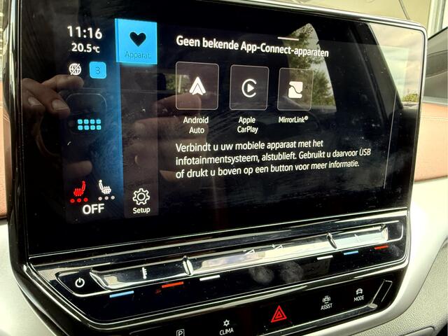 Volkswagen ID.4 Family 77 kWh SOH 91.7%, Panoramadak, Trekhaak, Camera, Stoelverwarming
