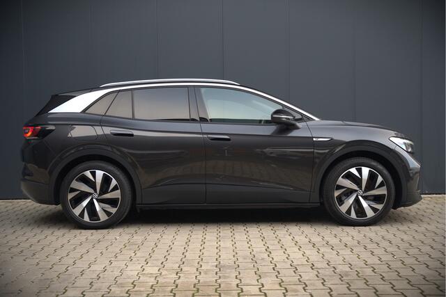 Volkswagen ID.4 First 77 kWh | Stoelverwarming | Stuurverwarming | Adaptive Cruise Control | Navigatie | Apple Carplay | Keyless | Camera | Parkeersensoren | NAP | BTW |
