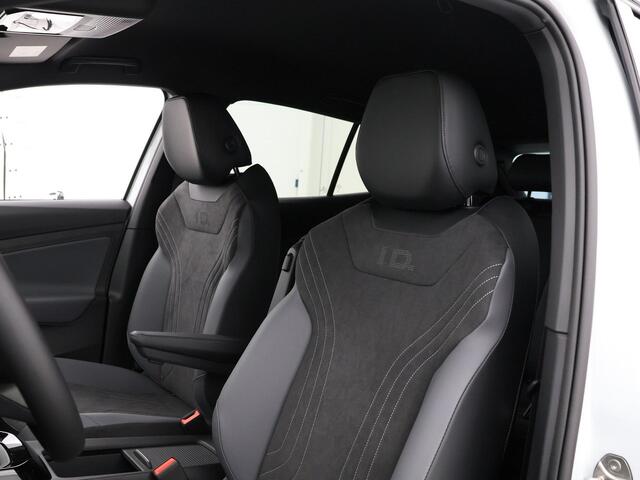 Volkswagen ID.4 Limited Edition 58 kWh accu 190 PK · Achteruitrijcamera · Draadloze telefoonlader · Trekhaak, elektrisch uitklapbaar · Voorraad OUTLET · Prijs is inclusief inruilpremie ·